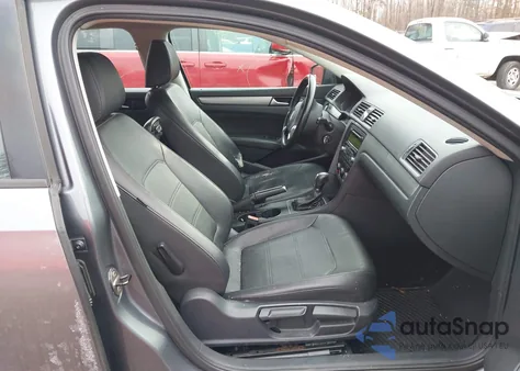 2014 Volkswagen Passat 1.8T Wolfsburg Edition из США, поврежденный, VIN 1VWAS7A36EC093335